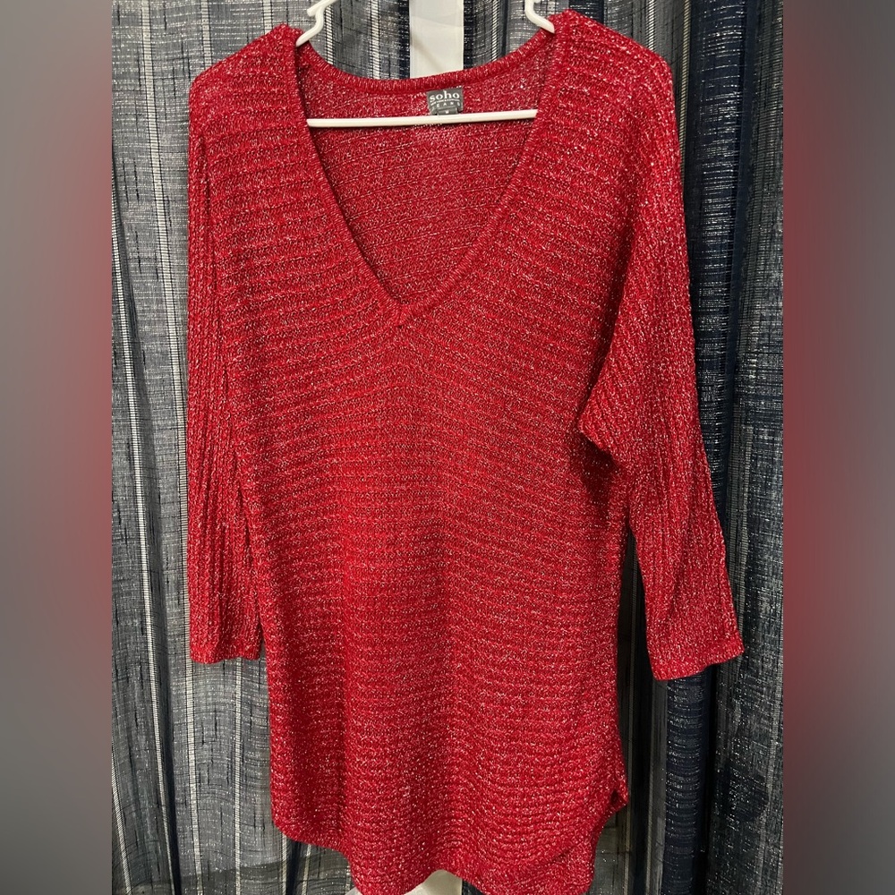 Soho JEANS NEW YORK & COMPANY Women Silver/RedPullover Sweater Size M - Picture 4 of 9